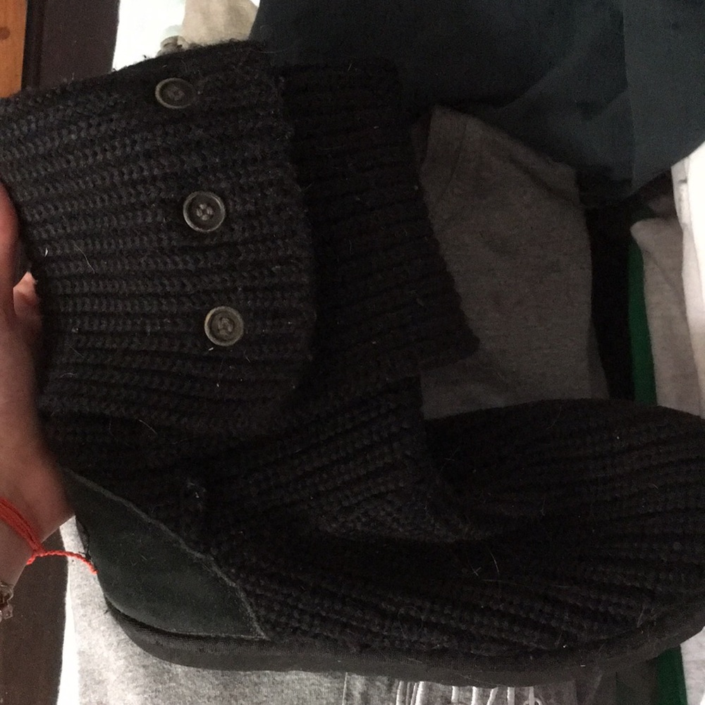 Black knit uggs